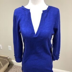 Brand new V neck cashmere sweater